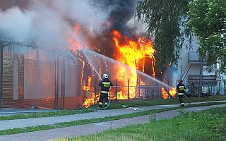 Strażacy opanowali pożar marketu w centrum Działdowa